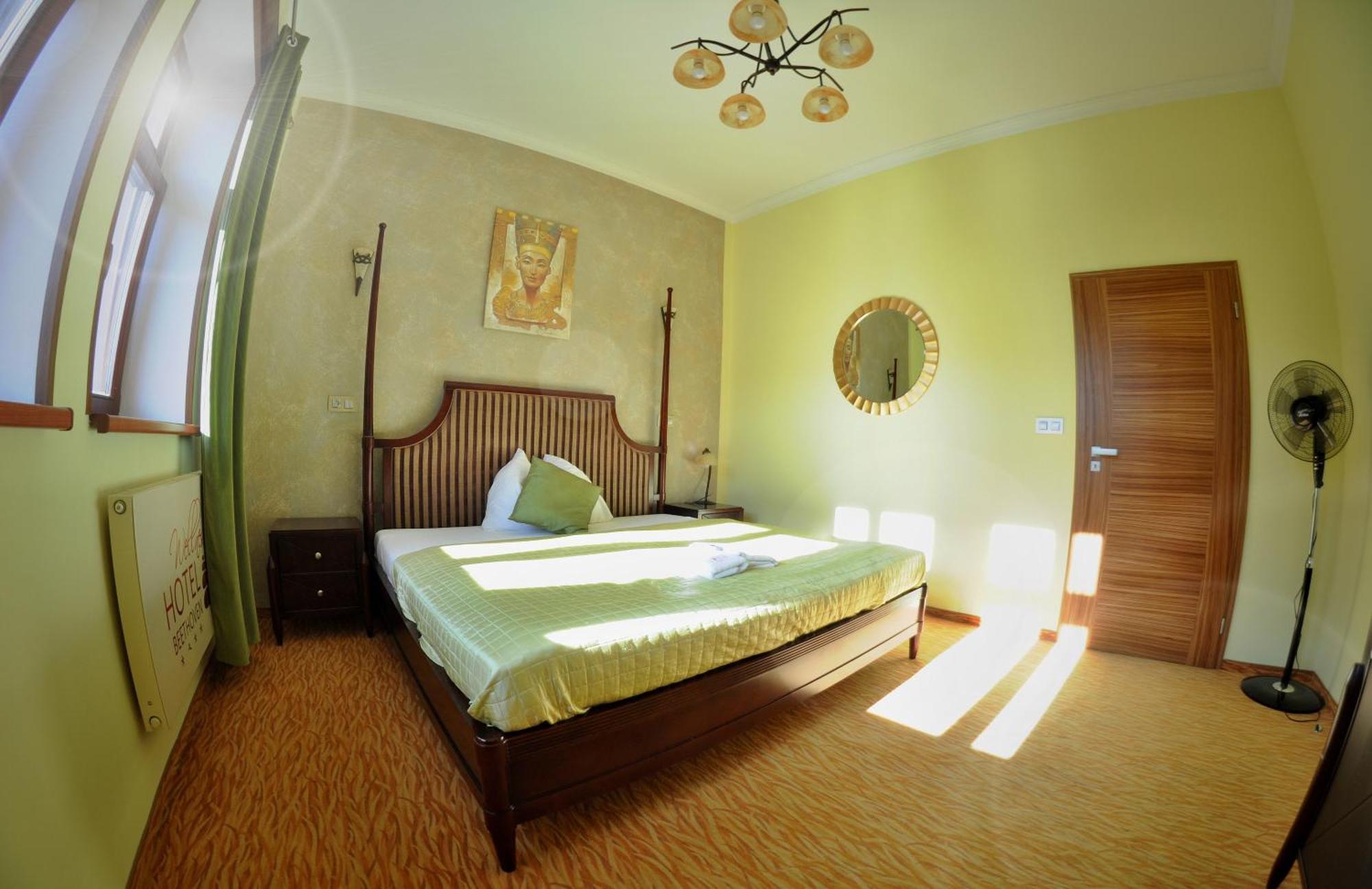 Wellness Hotel Beethoven Chomutov Exteriör bild