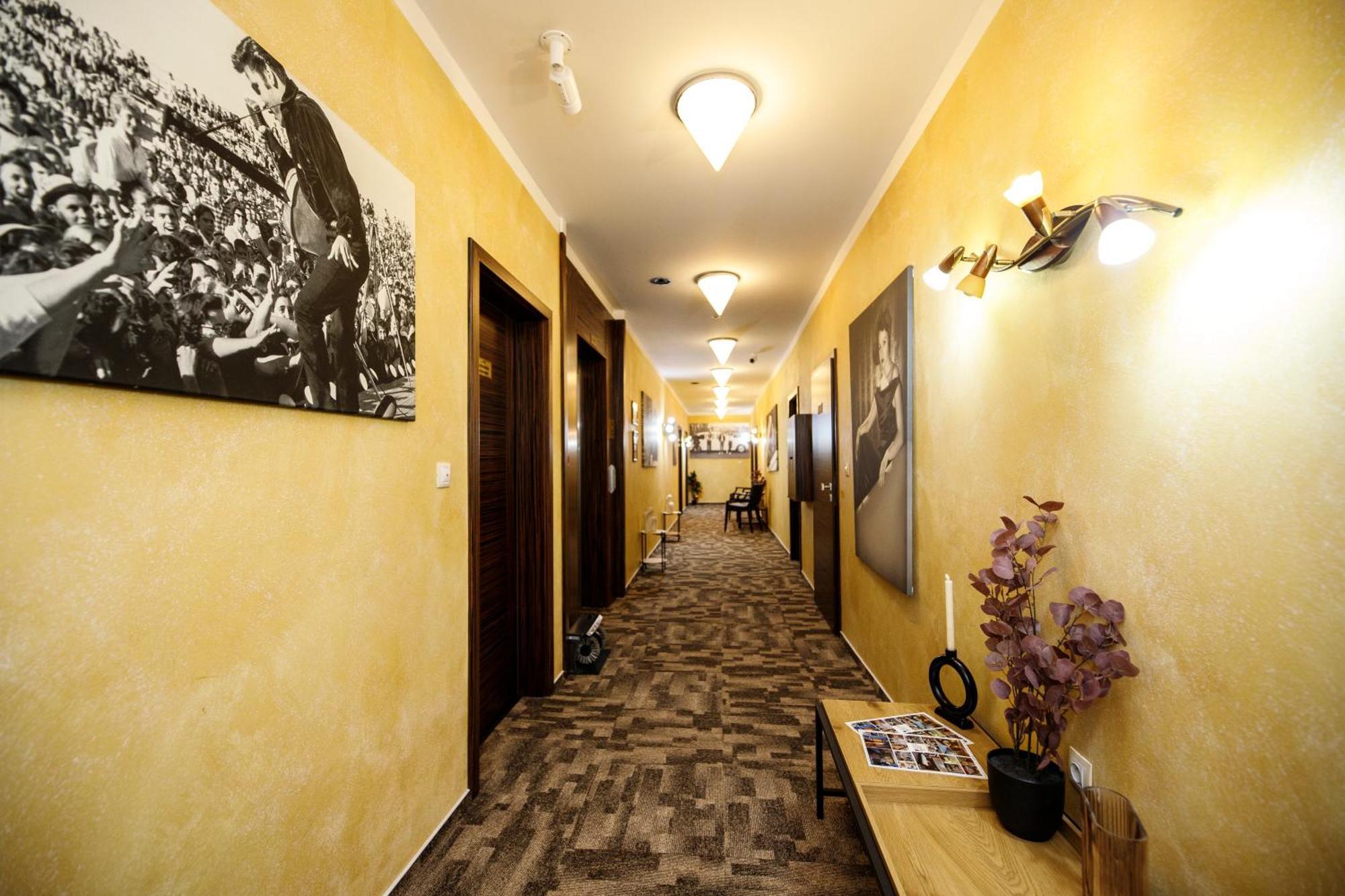 Wellness Hotel Beethoven Chomutov Exteriör bild