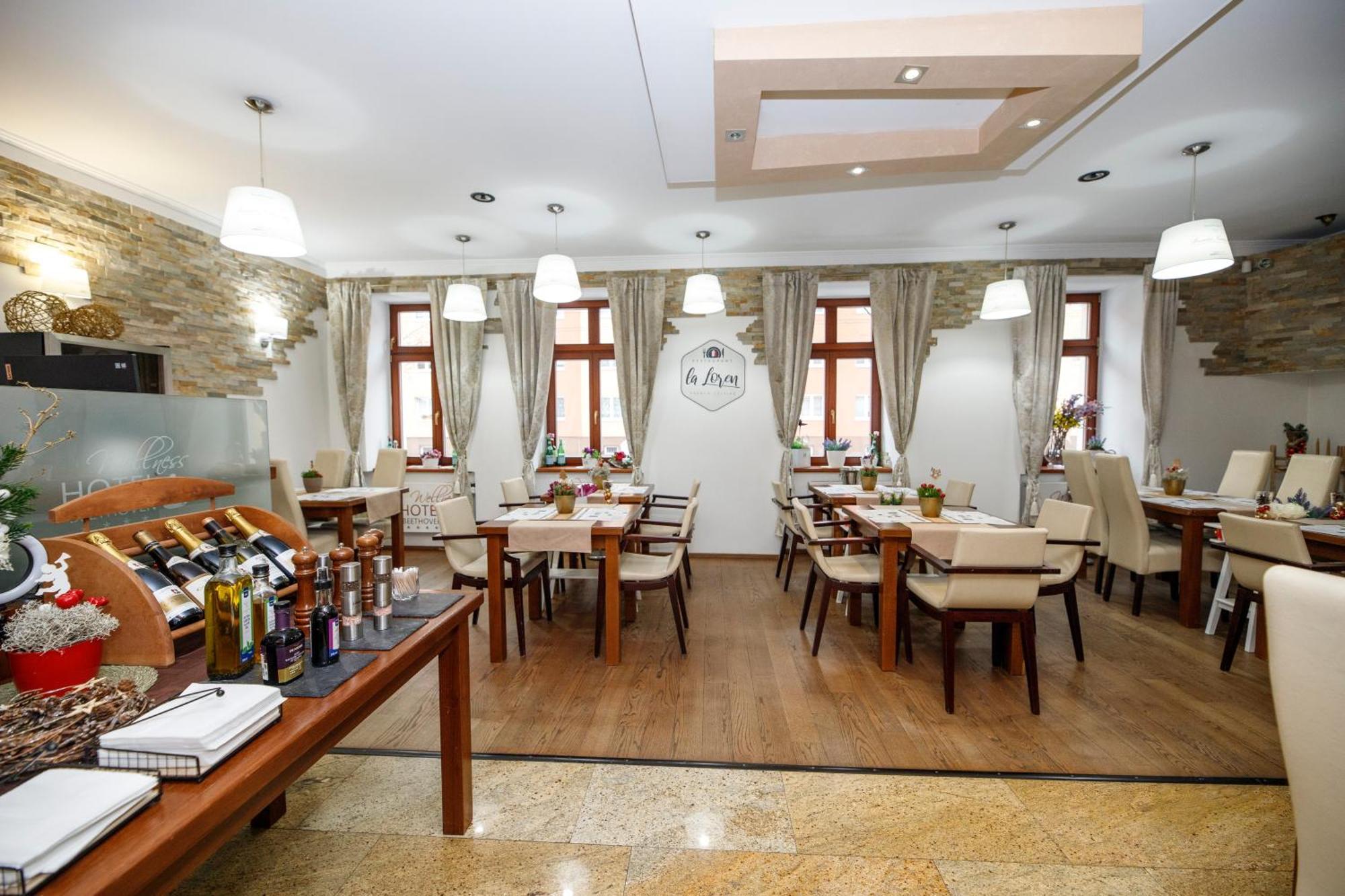 Wellness Hotel Beethoven Chomutov Exteriör bild