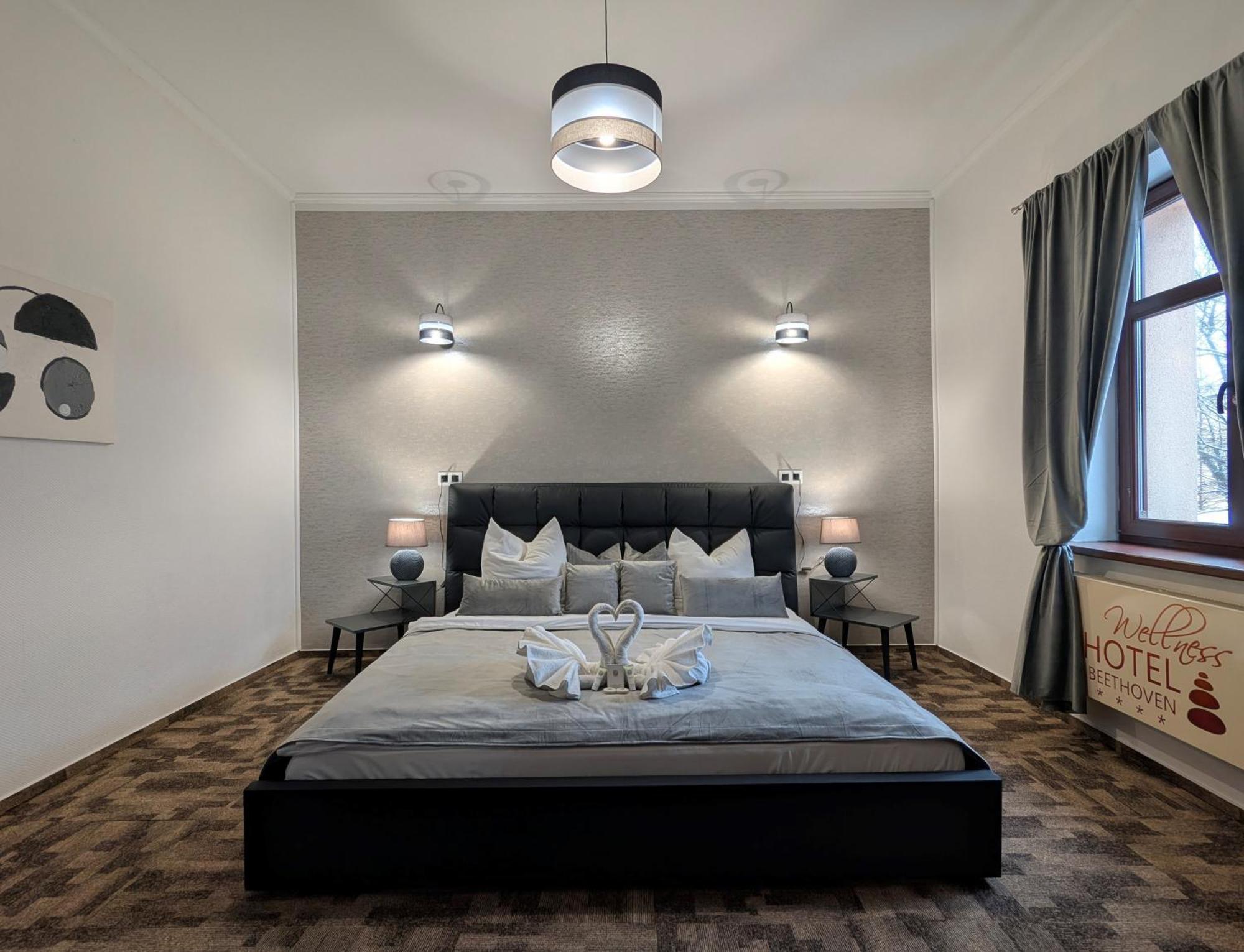Wellness Hotel Beethoven Chomutov Exteriör bild